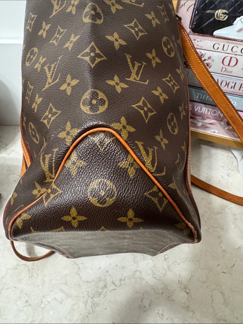 Louis Vuitton Monogram shopper Tote with Vachetta Leather Straps with COA - Picture 3 of 16